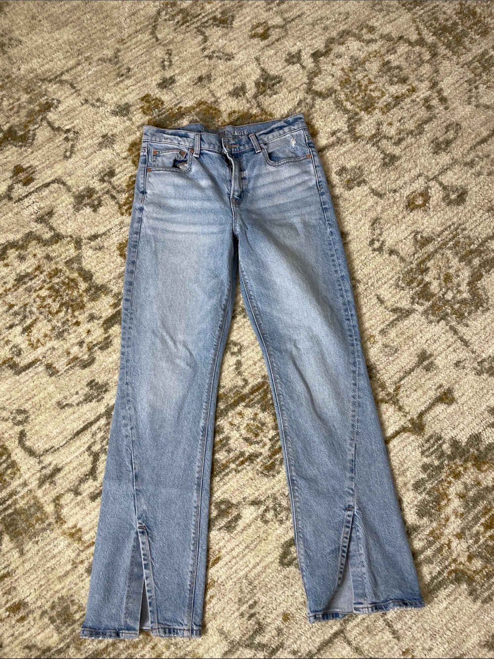 American Eagle Outfitters 90’s boot cut Light Blue size 8